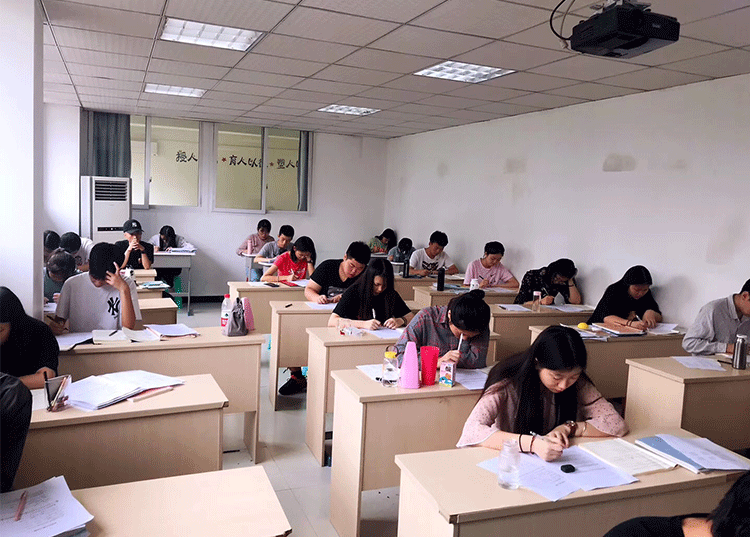 音乐艺考集训班.png
